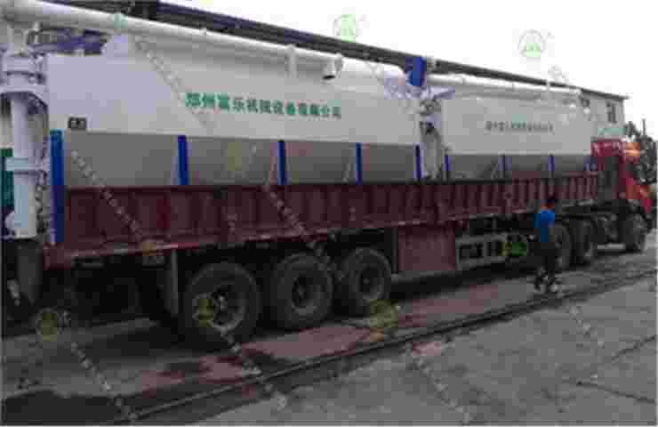 15噸散裝飼料運輸車（甘肅客戶）